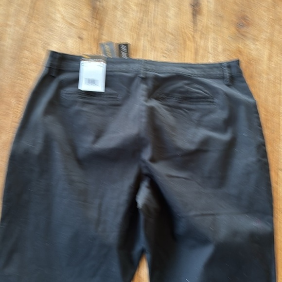 Lee Wash & Wear Straight Leg Black Pants 16 Long NWT - Picture 7 of 7